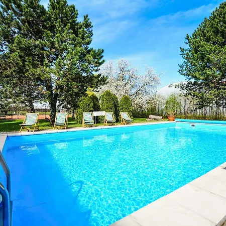 إيبيس ستايلز لينز فندق