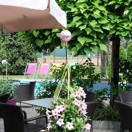 Ibis Styles Hotel 3*