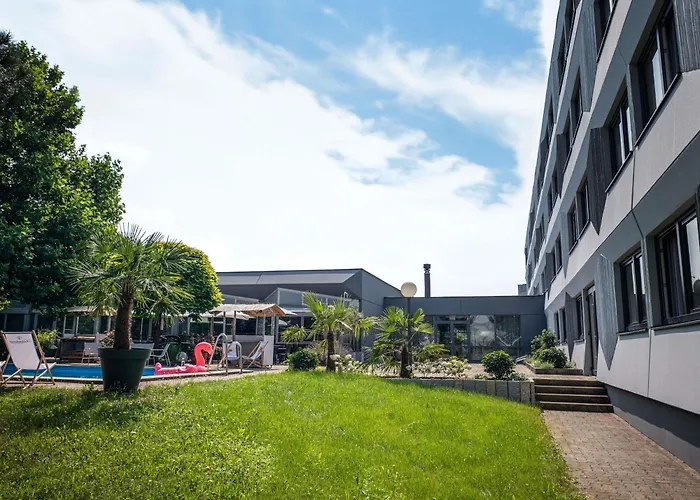 林茨宜必思尚品酒店 酒店 3*